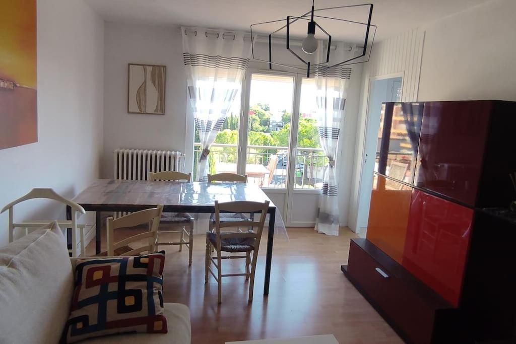 Apartment Joli F2 45m2 Parking Prive Proche Tram Ligne 1 Et 2 *